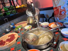 -南城十里潮汕鲜牛火锅·鲜虾生滚粥(融汇老商埠店)