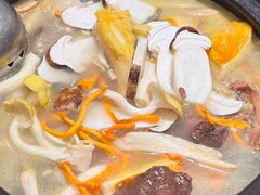 -菌之家·专业纯野生菌火锅·特色炒菌