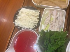 -沸炉重庆老火锅(军事博物馆店)