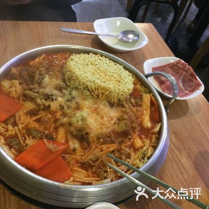 来杯酒吗上传的图片