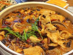 -蔼若春.传承三十年云南菜(金碧公园店)