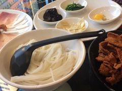 -桥香园云南过桥米线(金马碧鸡店)