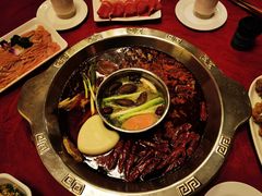 -山城年华老火锅(玉林店)
