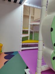 -孩子王童乐园(武汉永旺店)