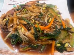 -长寿参鸡汤(朝韩风情街店)