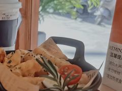 薯角-洛蒂·咖啡与轻食