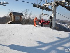 -长春莲花山滑雪场