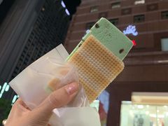 -詹爷爷乌节路街头冰淇淋