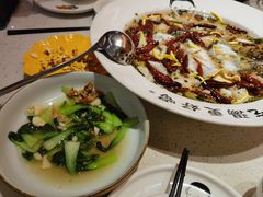 -江渔儿酸菜鱼(曜一城店)
