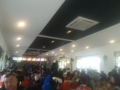 等位区-上海野生动物园老虎餐厅