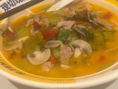 -粉小主·贵州酸汤牛肉粉(南京仙林金鹰店)