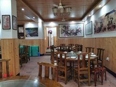 大堂-芦茨金富饭庄·25年老字号·专做稻草鸡
