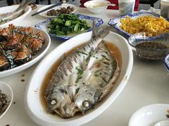 -七的湖·晚芳亭·阳澄湖农家菜·大闸蟹(莲花岛店)