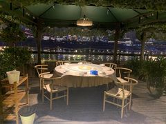 露天位-冰冰龙虾·江湖菜·花园江景餐厅
