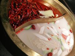 -锅说大脸毛肚重庆老火锅(佐阾店)