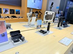 -DJI大疆(深圳华强北曼哈授权体验店)