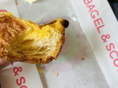 岩烧芝士可颂-CC BAGEL&SCONE 贝果与司康(南开大悦城店)