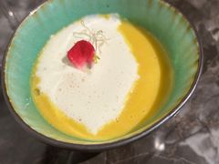 椰子奶油玉米汤-LESCEDARS Brasserie Bistro香柏树