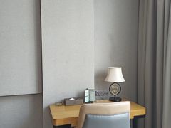 -南宁世纪君悦大酒店(青秀万达滨湖路地铁站店)