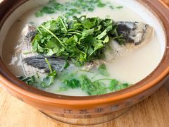 招牌砂锅鱼头王-风味小馆(天目湖宾馆店)