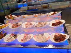 -曼格活海鲜·牛排自助(光明蓝鲸店)