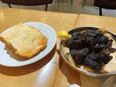 咖椰吐司-HELLO 27 意面·沙拉·帕尼尼