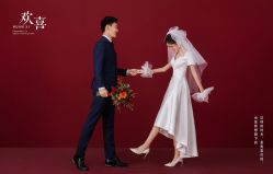 -雪中彩影婚纱摄影·微光艺术中心