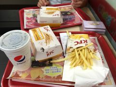 -肯德基(东安路站店)