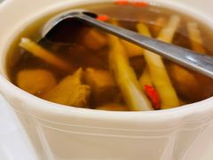 笋尖老鸭汤-海逸海鲜酒家(古北店)