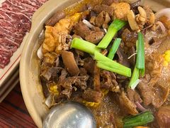 -沙胆彪炭炉牛杂煲(上海日月光广场店)