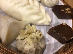 -新梅华·茶点餐厅(欧尚店)