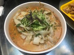 -老街坊美食汇(玉兰大街店)