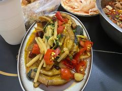 -周良天山牛杂城(天山路总店)
