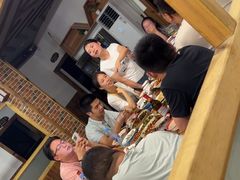 -冶建镜子·老南昌大排档·江西虾王(总店)