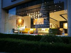 -罗奇堡家具(淮海西路店)