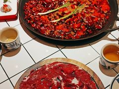 -旧街市鲜货老火锅(大光路店)