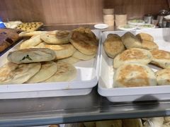 -护国寺小吃店(红莲南路店)