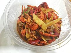黄焖龙虾-百味手拨龙虾馆(愚园路店)