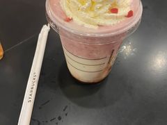 -星巴克(上海虹桥新天地二店)