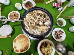 -百菇园野生菌煲(平武店)