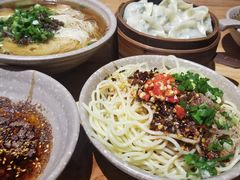 -默记孙抄手(经开万达店)