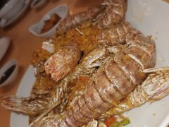-鹏城人家海鲜酒家·23年老字号(较场尾店)
