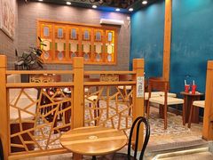 -茶理宜世(乐峰广场·尝乐集店)