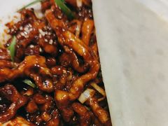 金牌京酱肉丝-皇城根·鲁菜济南菜·吊炉烤鸭·炒鸡鱼头(济南旗舰店)