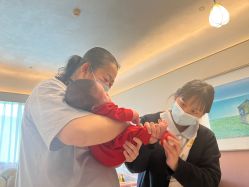 -玥奢国际母婴护理中心(滨江宝龙店)