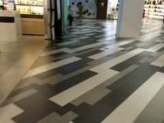 -百联临沂购物中心(临沂路店)