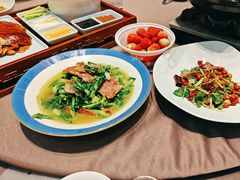 -香山湖家家宴(中山陵店)