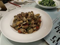 -香山湖家家宴(中山陵店)