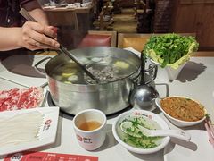 -焯牛潮汕牛肉火锅(云峰街创始店)