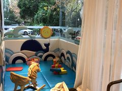 -杭州西湖湖滨银泰亚朵酒店